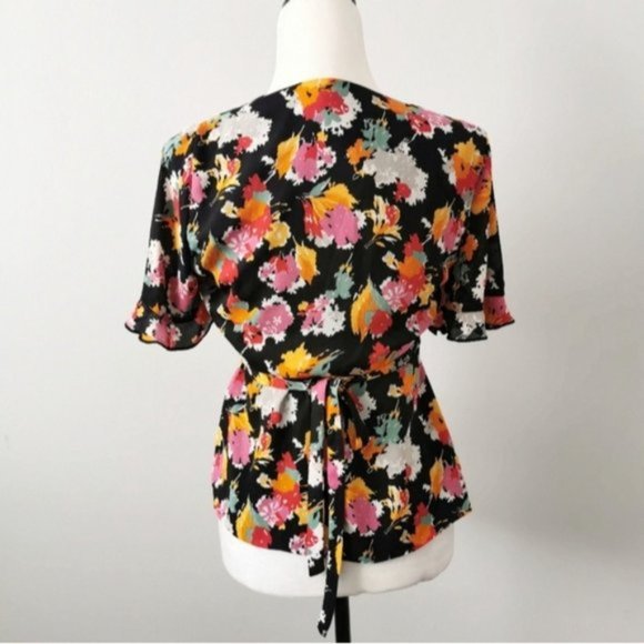 Zara wrap floral vneck blouse - Picture 3 of 5